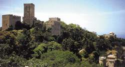  Erice hotels inns bed breakfast lodgings accommodations self-catering apartments holidays houses villas Sicily vacation rentals. 